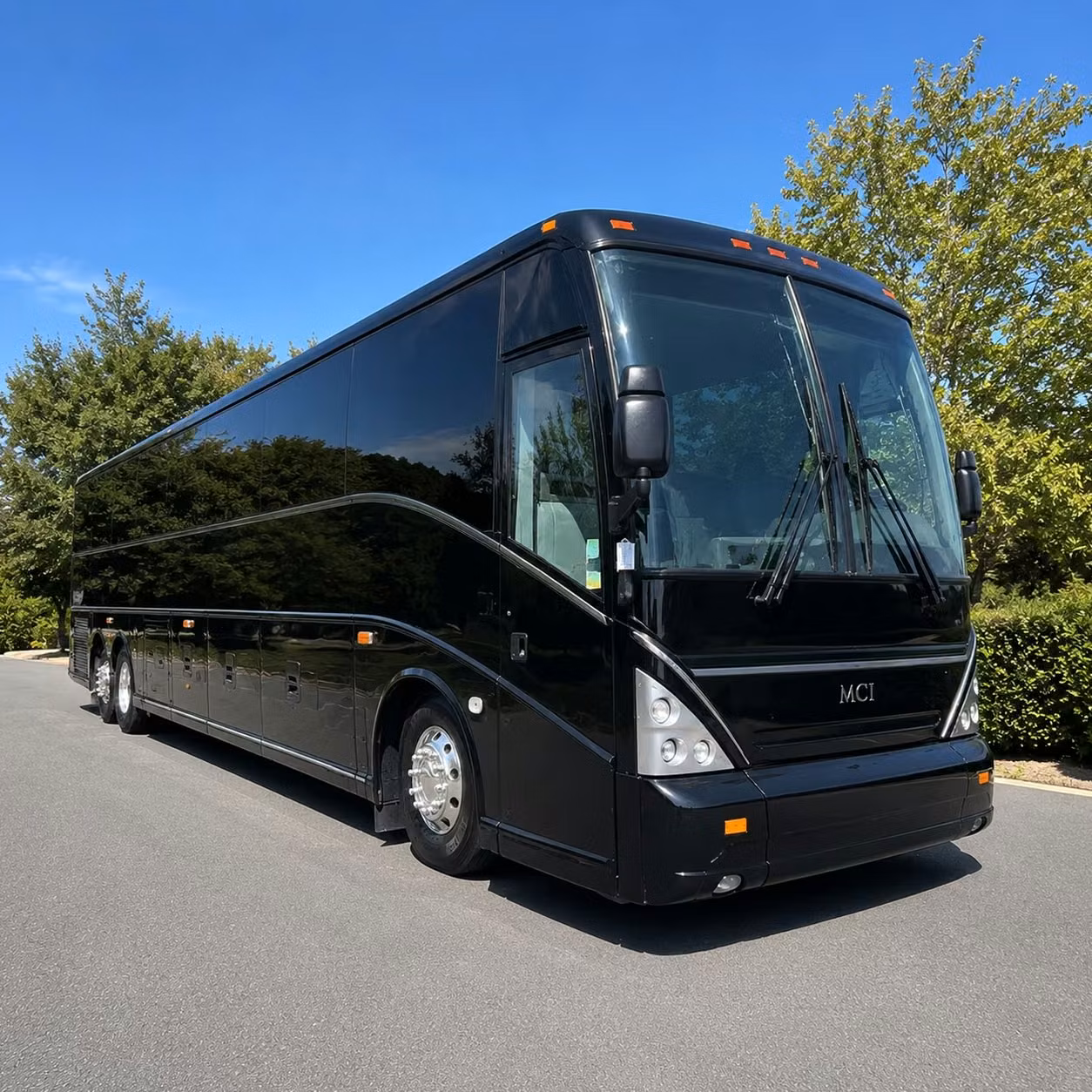 event transportation bus rentals in ventura