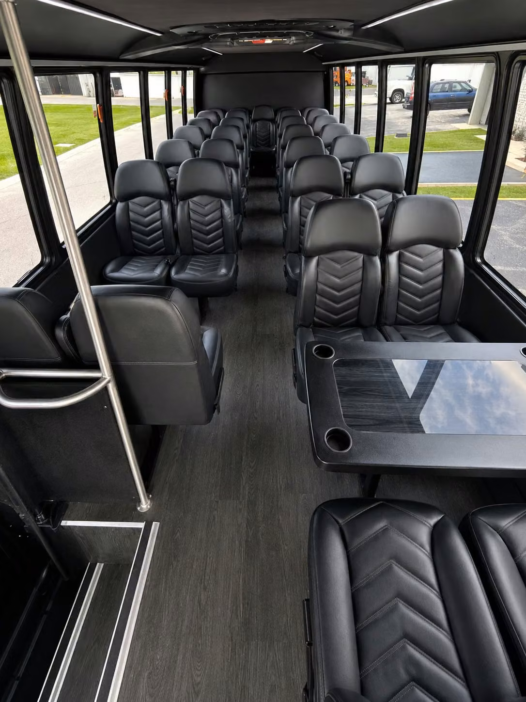 ventura prom minibus rentals keep smaller groups together in style